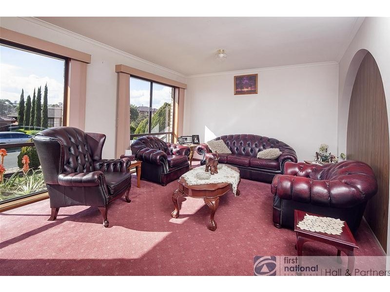 14 Kassan Gardens, Endeavour Hills VIC 3802