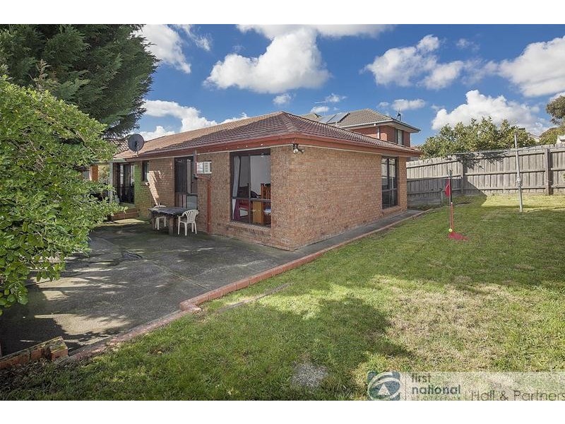 14 Kassan Gardens, Endeavour Hills VIC 3802