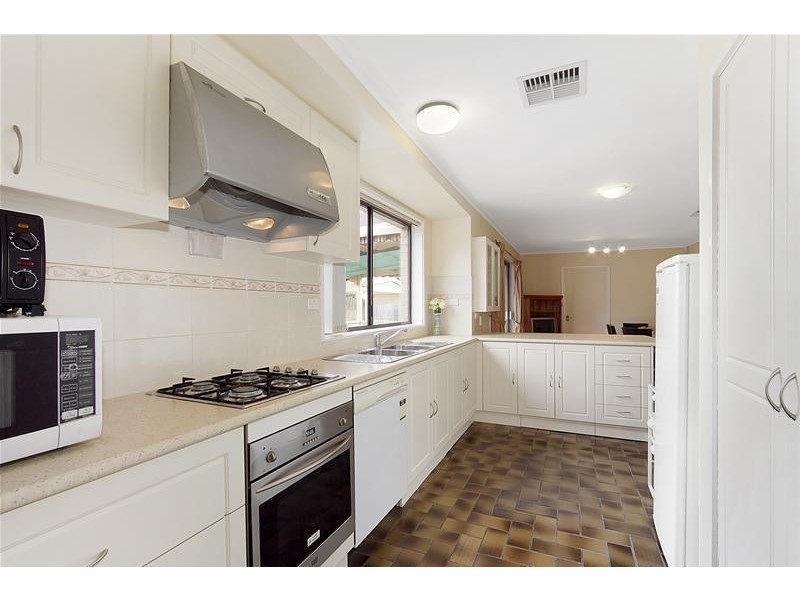 23 Lola Street, Mulgrave VIC 3170