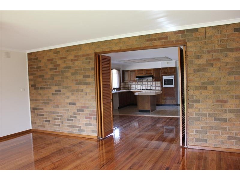 9 Glenelg Street, Dandenong North VIC 3175