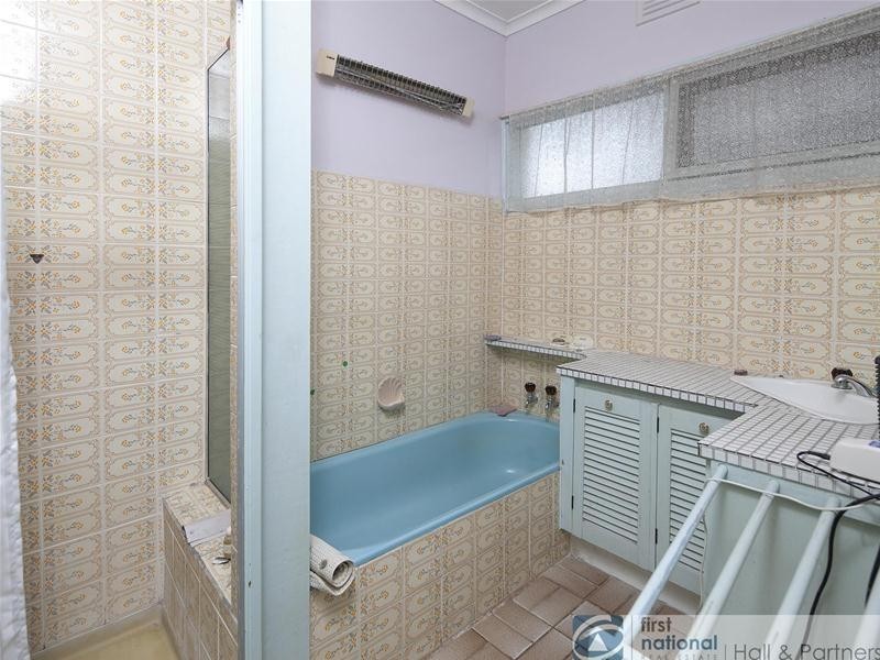 16 Gardiner Avenue, Dandenong North VIC 3175