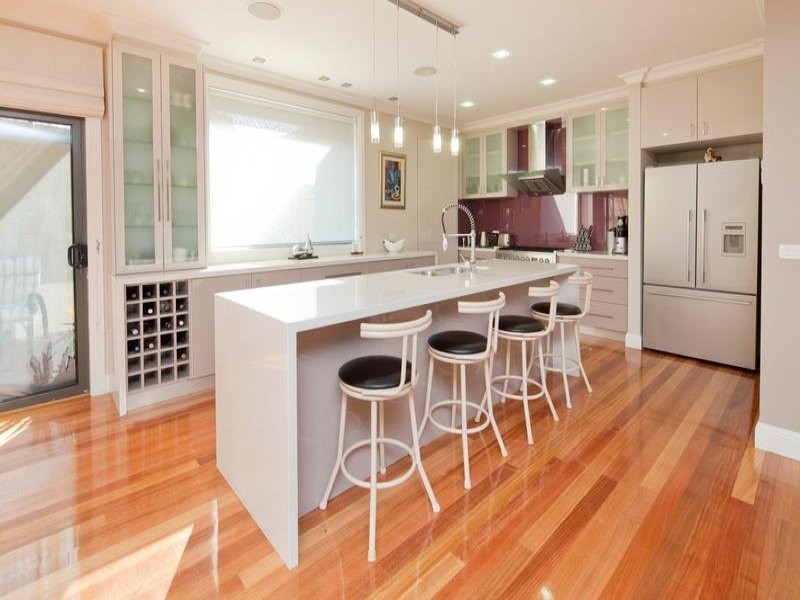 15 Orbison Court, Endeavour Hills VIC 3802