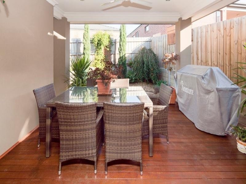 15 Orbison Court, Endeavour Hills VIC 3802