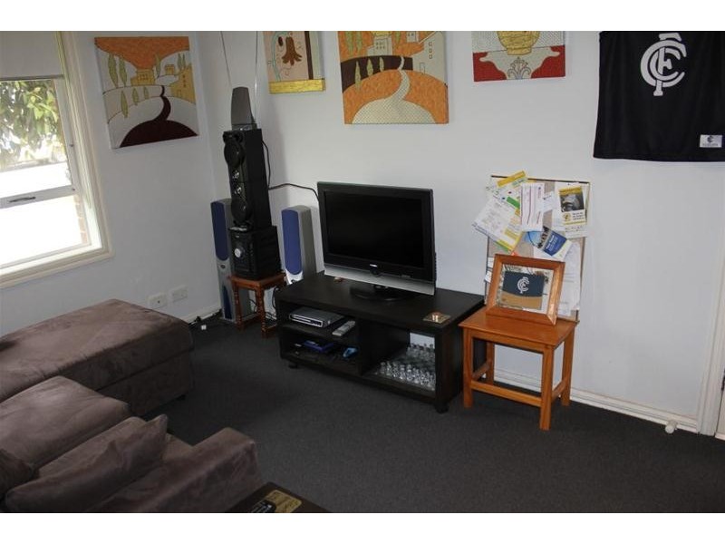 1/1 John Street, Dandenong VIC 3175