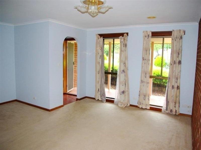 19 Inverness Street, Endeavour Hills VIC 3802