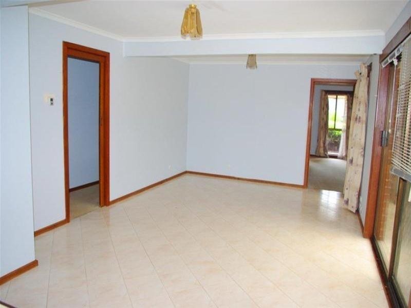 19 Inverness Street, Endeavour Hills VIC 3802