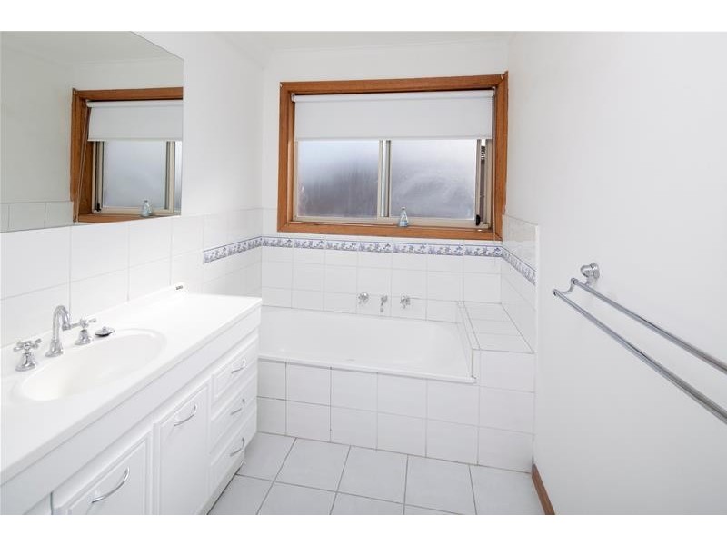 14/8-10 Belgrave Hallam Road, Hallam VIC 3803