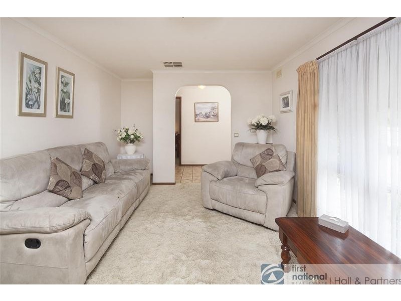 47 John Fawkner Drive, Endeavour Hills VIC 3802