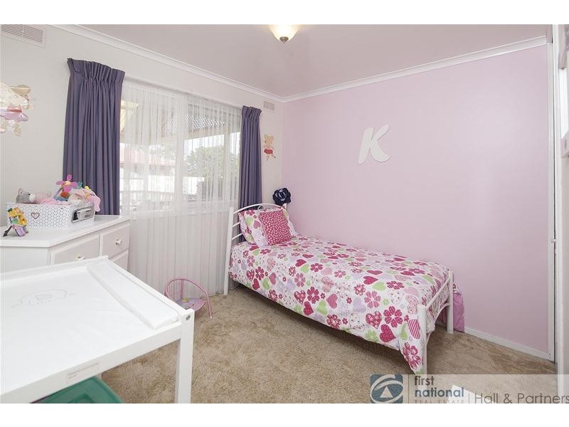 47 John Fawkner Drive, Endeavour Hills VIC 3802