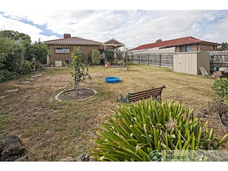 47 John Fawkner Drive, Endeavour Hills VIC 3802