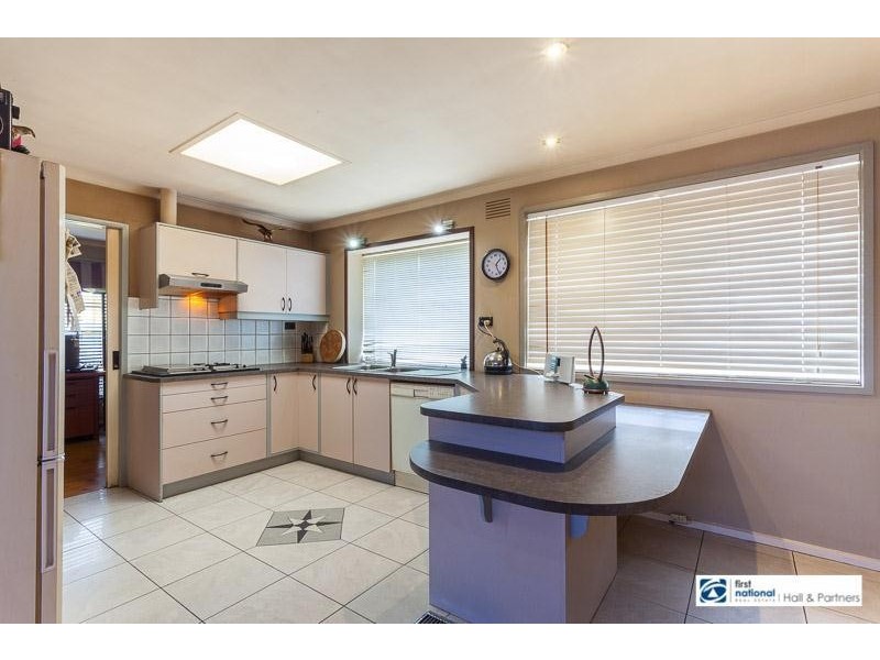 50 Downard Crescent, Dandenong North VIC 3175