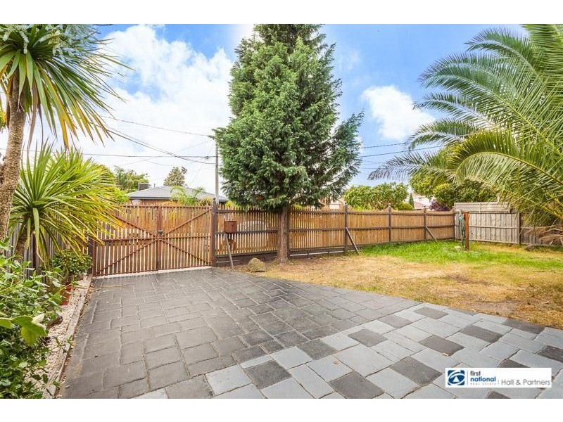 50 Downard Crescent, Dandenong North VIC 3175