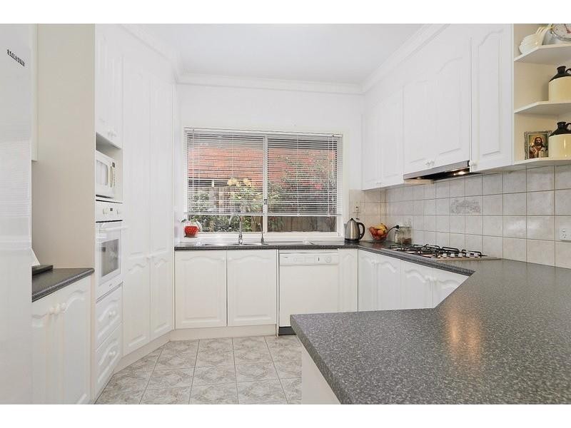 19 Vivienne Way, Berwick VIC 3806