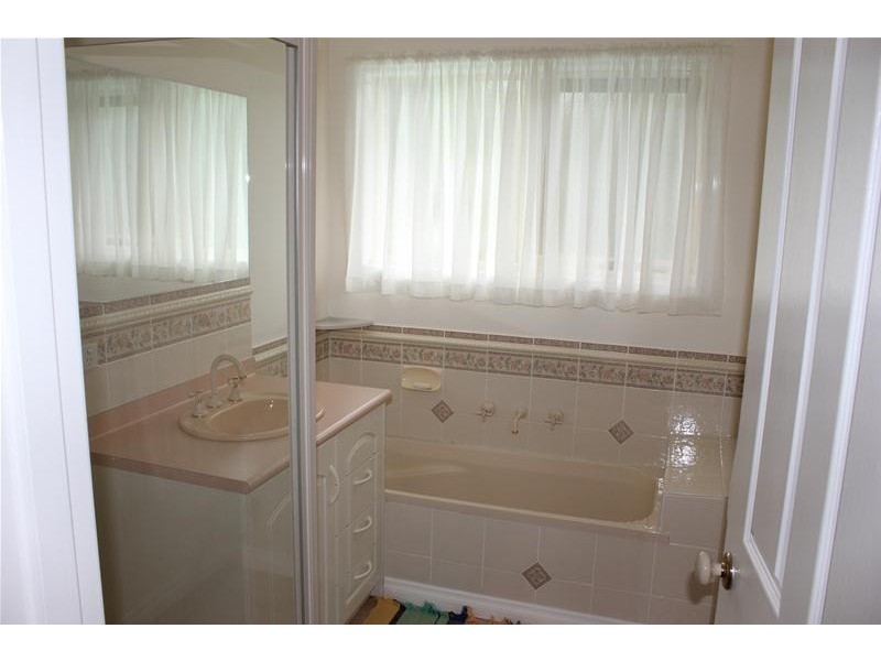 2A Nova Drive, Dandenong VIC 3175