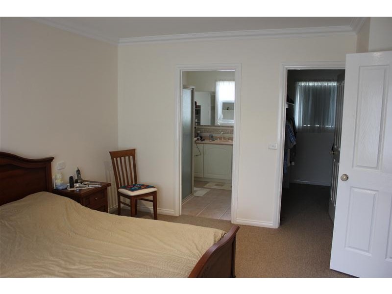 2A Nova Drive, Dandenong VIC 3175