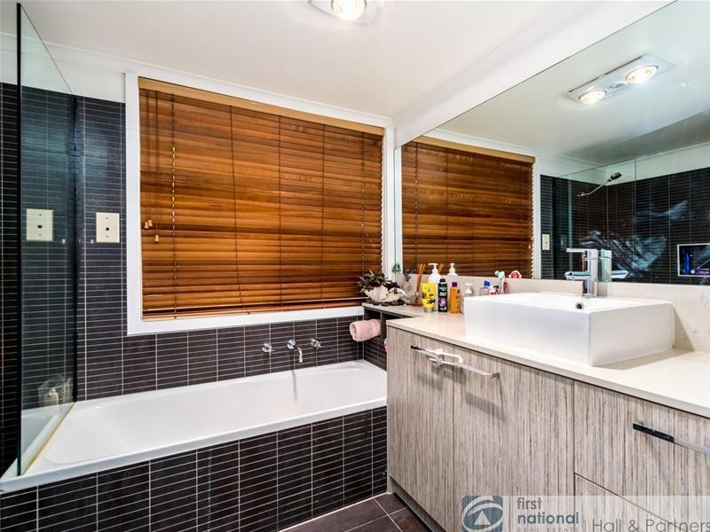 80 Prospect Hill Crescent, Dandenong North VIC 3175