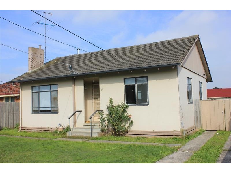 33 Kanooka  Grove, Doveton VIC 3177