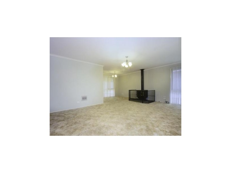 51 Franleigh Drive, Narre Warren VIC 3805