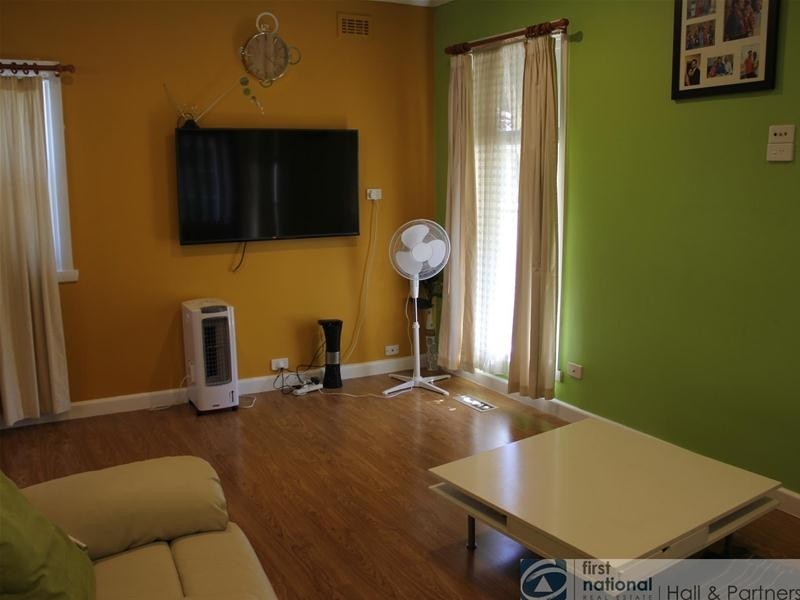 1/89 Gladstone Road, Dandenong VIC 3175