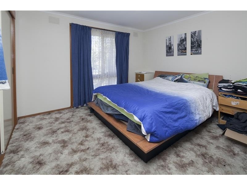 11 Endeavour Crescent, Endeavour Hills VIC 3802