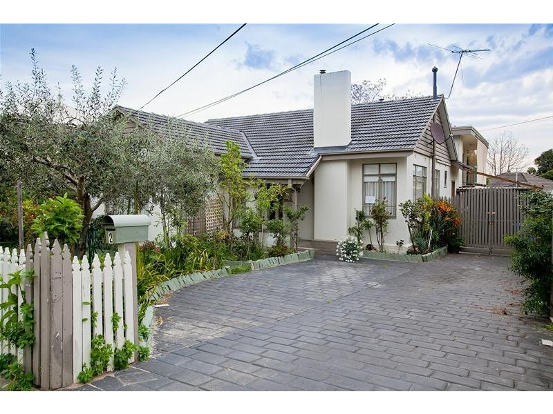 2 Lexton Avenue, Dandenong VIC 3175