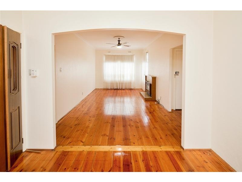 2 Lexton Avenue, Dandenong VIC 3175