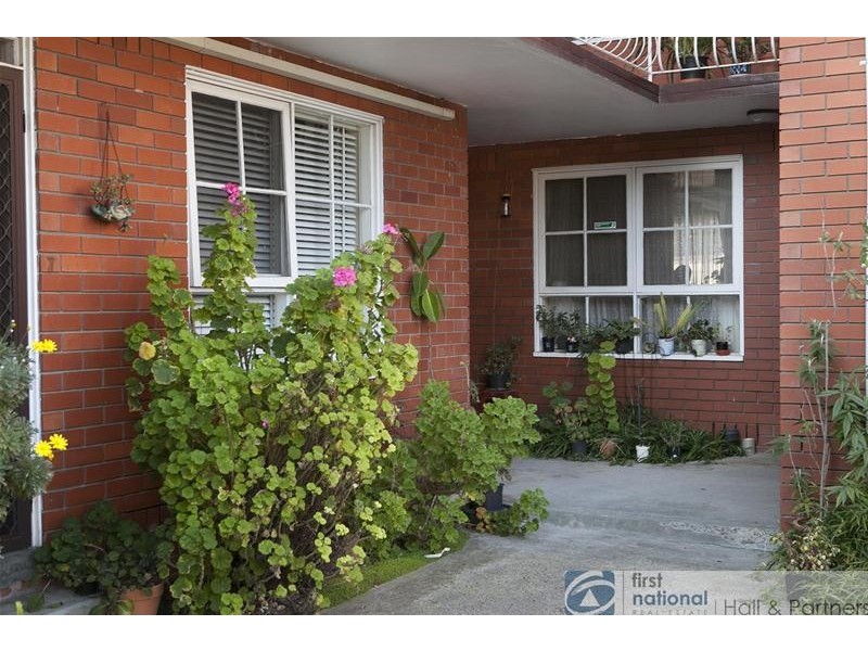 8/12 Stud Road, Dandenong VIC 3175