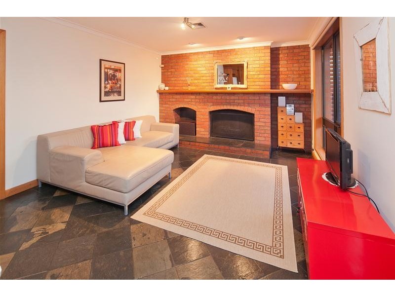 10 Cassin Court, Dandenong North VIC 3175