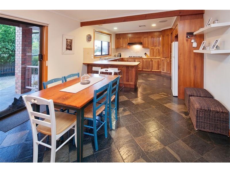 10 Cassin Court, Dandenong North VIC 3175