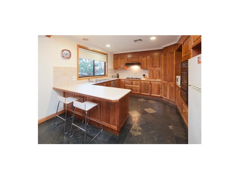 10 Cassin Court, Dandenong North VIC 3175