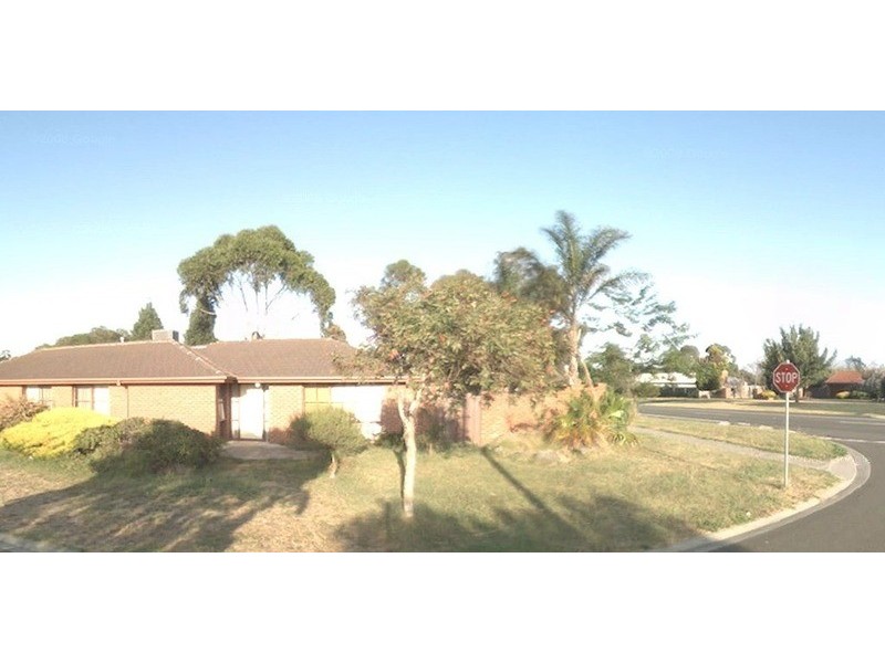 51 Kennington Park Drive, Endeavour Hills VIC 3802