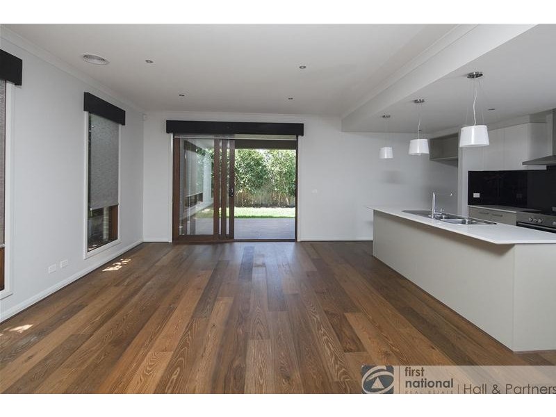 26 Grandvue Boulevard, Pakenham VIC 3810