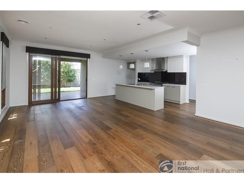 26 Grandvue Boulevard, Pakenham VIC 3810