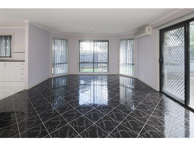 110 Reema Boulevard, Endeavour Hills VIC 3802