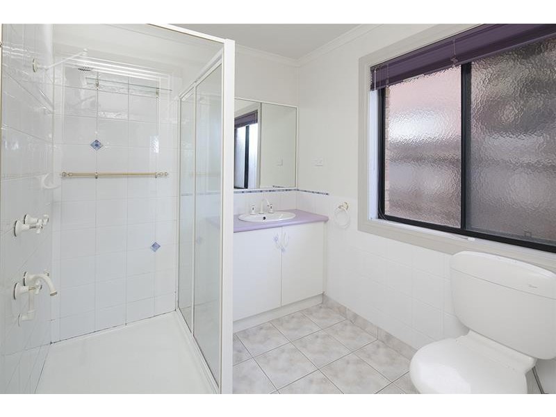 110 Reema Boulevard, Endeavour Hills VIC 3802