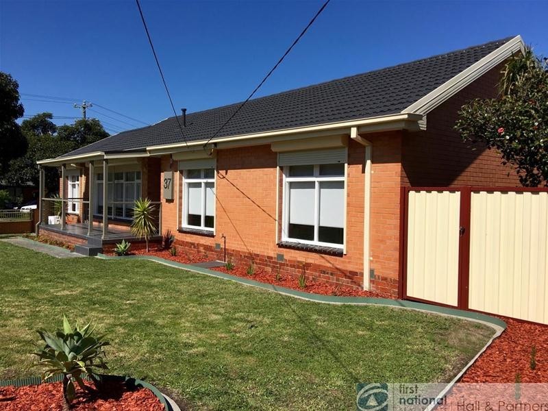 37 Boronia Avenue, Dandenong North VIC 3175