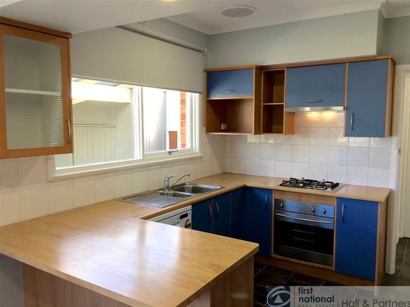 37 Boronia Avenue, Dandenong North VIC 3175