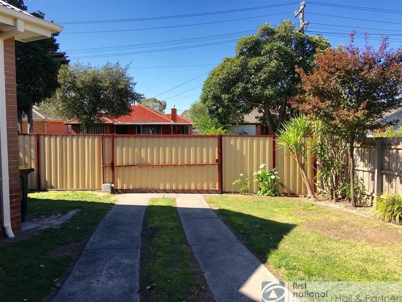 37 Boronia Avenue, Dandenong North VIC 3175