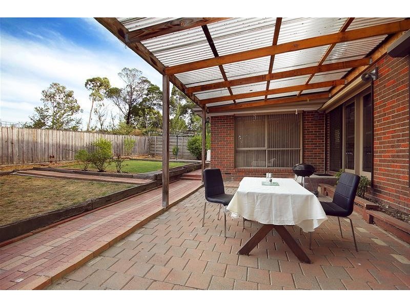 9 Lancefield Court, Endeavour Hills VIC 3802