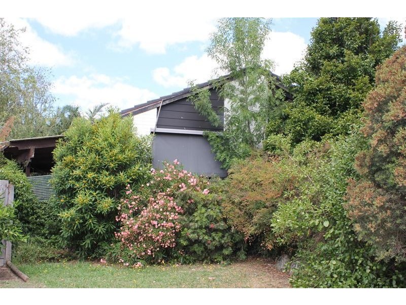 2 Albany Court, Endeavour Hills VIC 3802