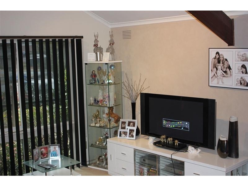 2 Albany Court, Endeavour Hills VIC 3802