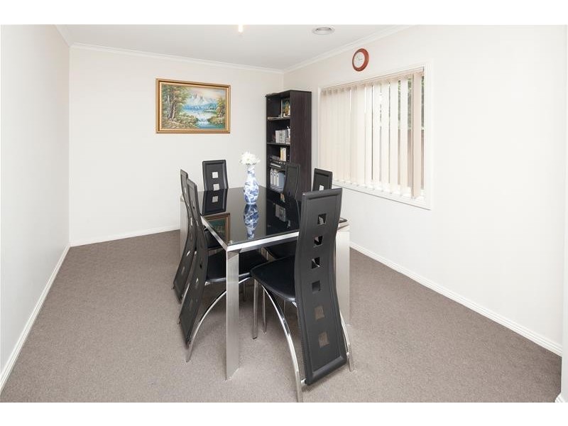 3/7 Prunus Grove, Doveton VIC 3177