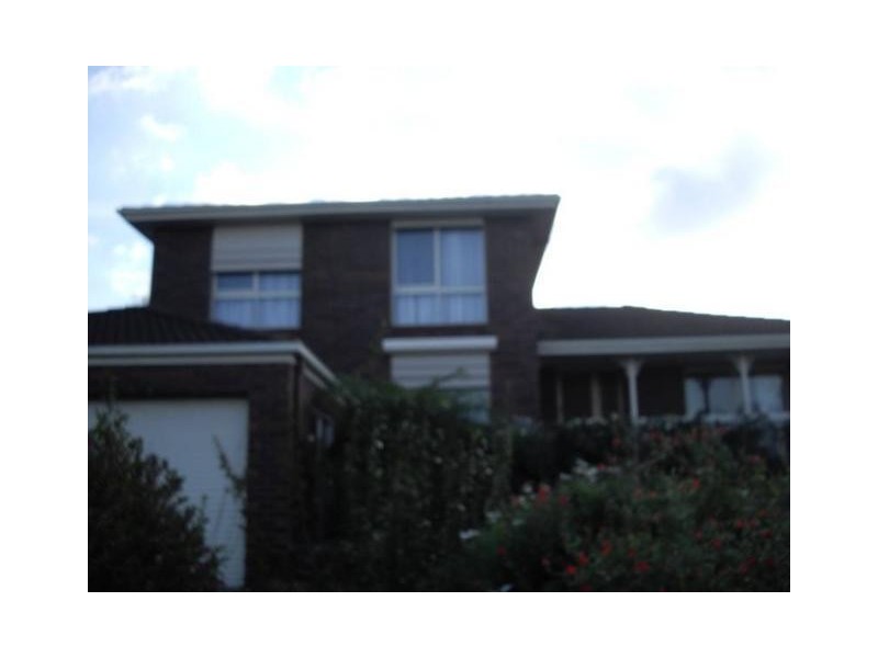 4 Headingly Court, Endeavour Hills VIC 3802