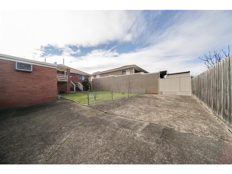 10  Coolavin  Road, Noble Park North VIC 3174