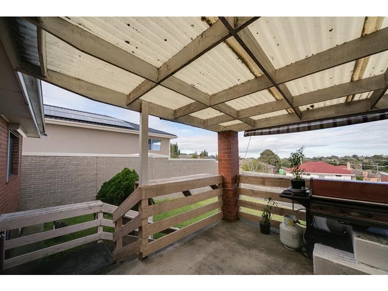 10  Coolavin  Road, Noble Park North VIC 3174