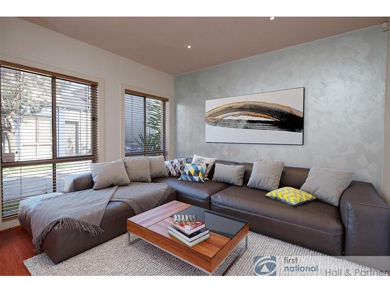 5/32 Stud Road, Dandenong VIC 3175