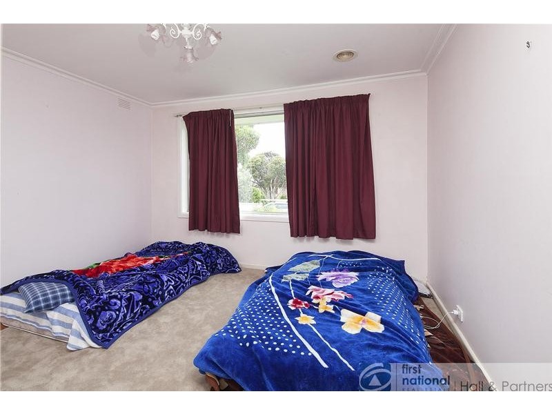 27 First Avenue, Dandenong North VIC 3175