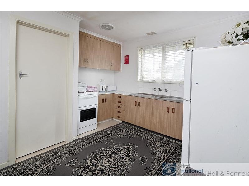 2/30 Olive Road, Eumemmerring VIC 3177