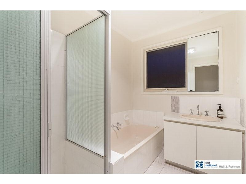 22 Riverview Crescent, Eumemmerring VIC 3177