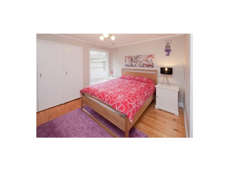 18 Matthew Flinders Avenue, Endeavour Hills VIC 3802